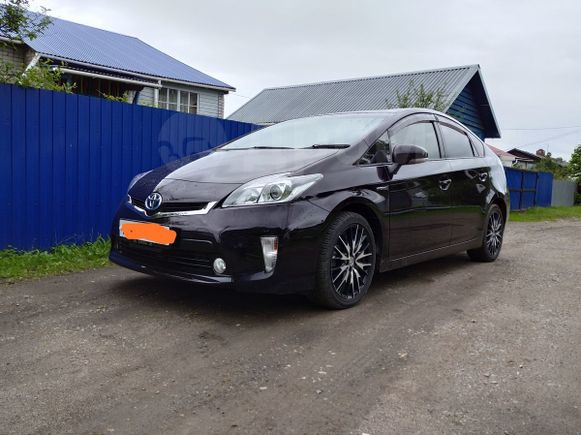  Toyota Prius 2015 , 950000 , 