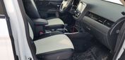 SUV   Mitsubishi Outlander 2020 , 2300000 , 