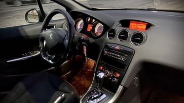  Peugeot 308 2011 , 600000 , 