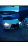 SUV   Mitsubishi Outlander 2012 , 900000 , 