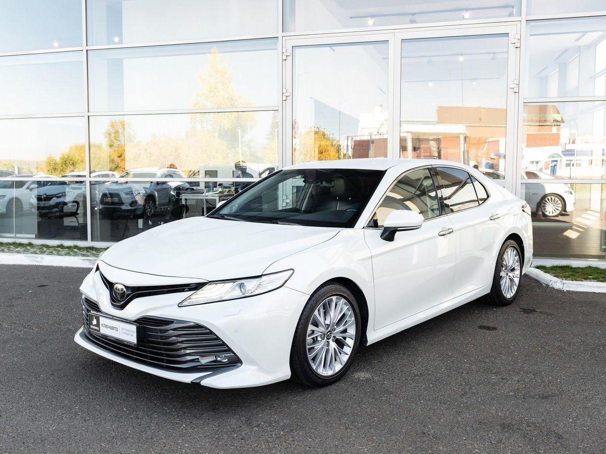 Тойота камри 70 2019 год. Камри 70 белая. 5 2019. Toyota camry 2019 35. Toyota camry 70 le white.