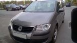    Volkswagen Touran 2010 , 520000 , 