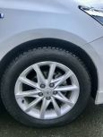    Toyota Prius Alpha 2013 , 950000 , 