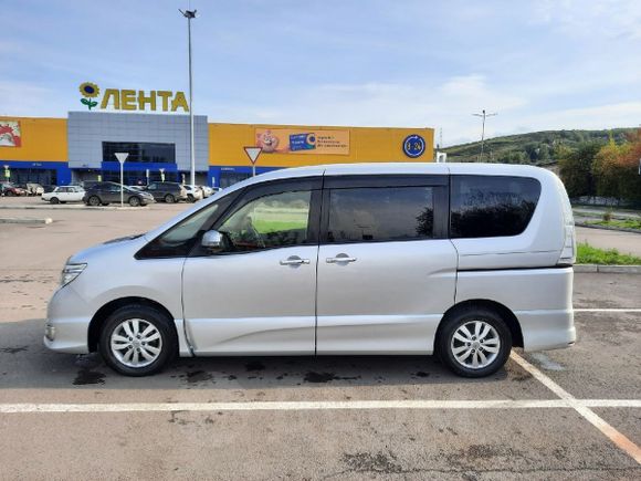    Nissan Serena 2016 , 1333000 , 