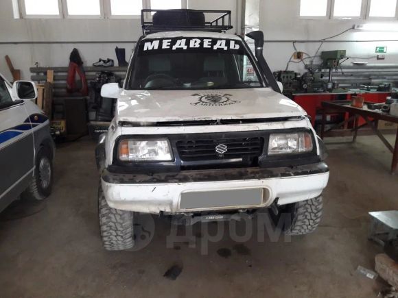 SUV   Suzuki Escudo 1996 , 200000 , 