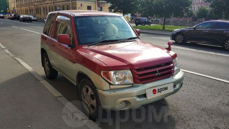  3  Mitsubishi Pajero iO 2000 , 210000 , -