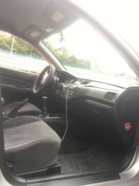  Mitsubishi Lancer 2003 , 240000 , 