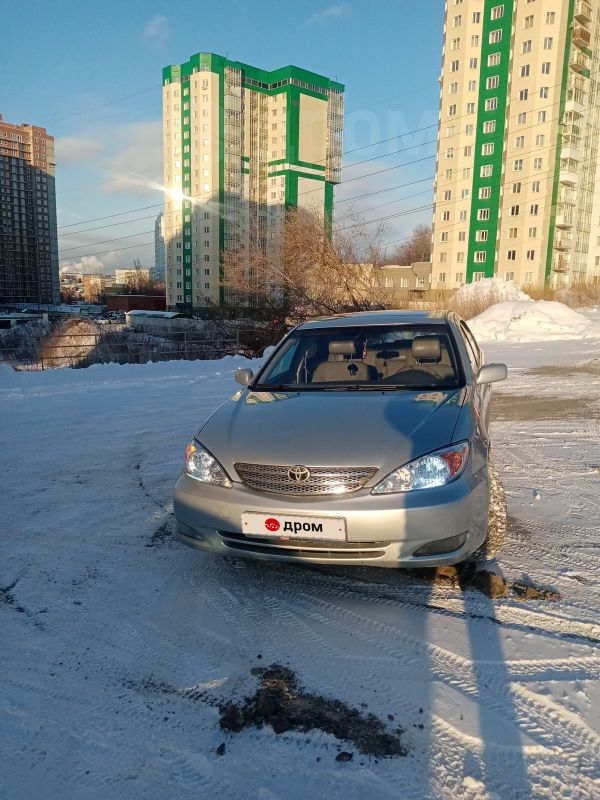  Toyota Camry 2004 , 560000 , 