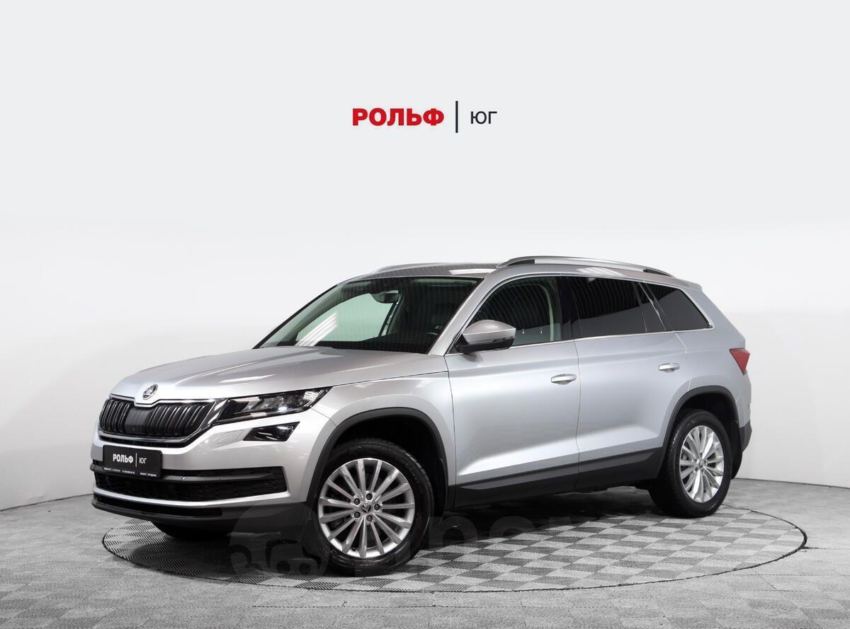 Продаётся Шкода Кодиак 2019 в Москве, Если Вы ищете проверенный Skoda  Kodiaq с пробегом от официального дилера, серебристый, с пробегом, 2 литра,  акпп, бензин