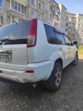 SUV   Nissan X-Trail 2001 , 350000 ,  