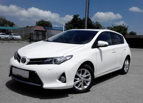  Toyota Auris 2013 , 865000 , 