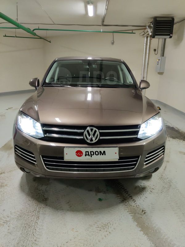 SUV   Volkswagen Touareg 2010 , 1400000 , 