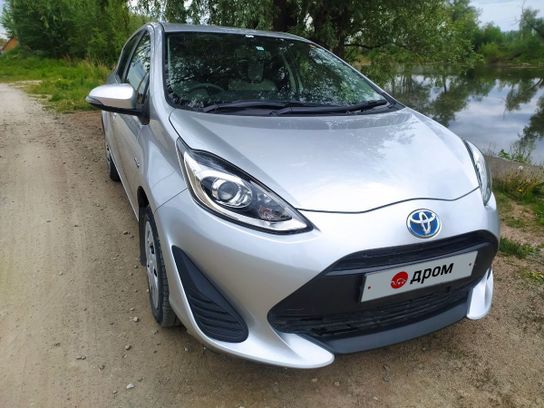 Toyota Aqua p10