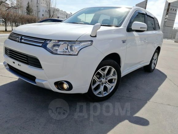 SUV   Mitsubishi Outlander 2014 , 1365000 , 