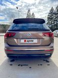 SUV   Volkswagen Tiguan 2019 , 1600000 , 