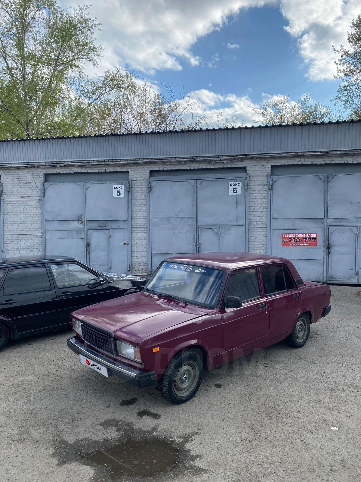 Лада 2107 2004 в Томске, Автомобиль на полном ходу, по электрике все  работает, бу, бордовый, 1.6 литра, бензиновый двигатель, МКПП, пробег 84  тыс.км