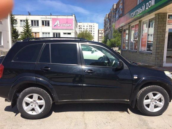 SUV   Toyota RAV4 2004 , 595000 , 