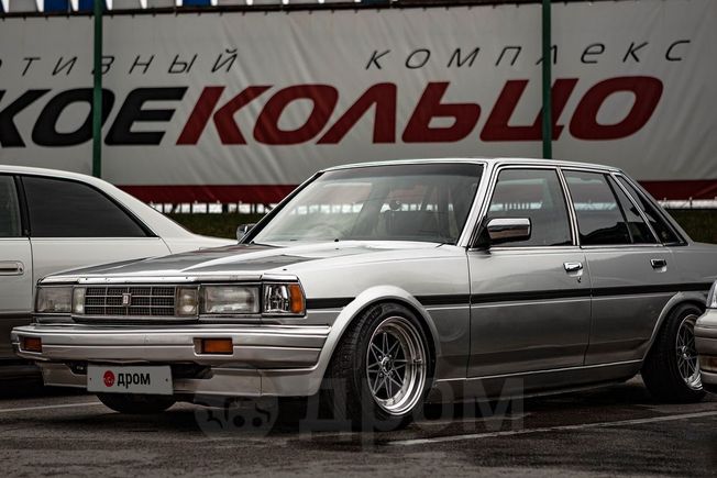  Toyota Mark II 1986 , 215000 , 