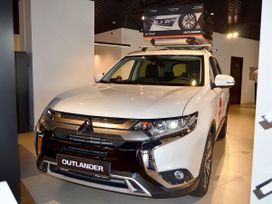 SUV   Mitsubishi Outlander 2019 , 1649280 , 