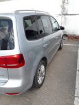    Volkswagen Touran 2010 , 430000 ,  