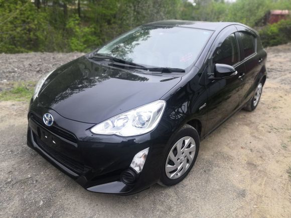  Toyota Aqua 2015 , 615000 , 