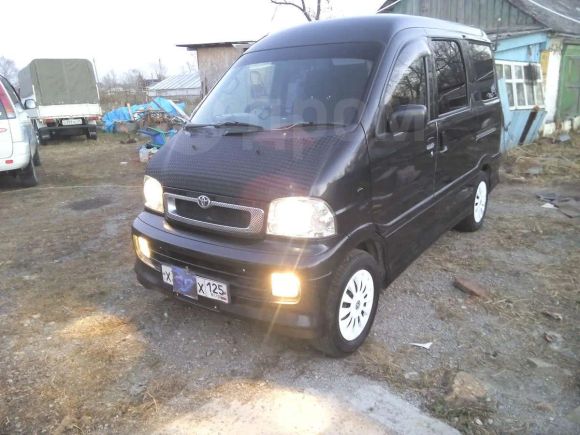    Toyota Sparky 2000 , 245000 , 