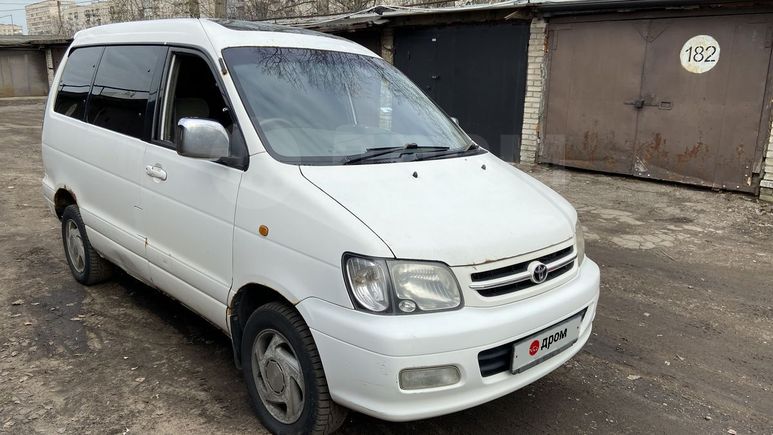    Toyota Town Ace Noah 1999 , 400000 , -