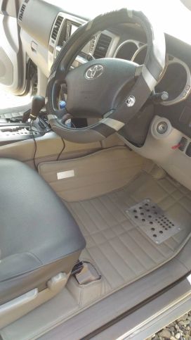 SUV   Toyota Hilux Surf 2004 , 930000 , 