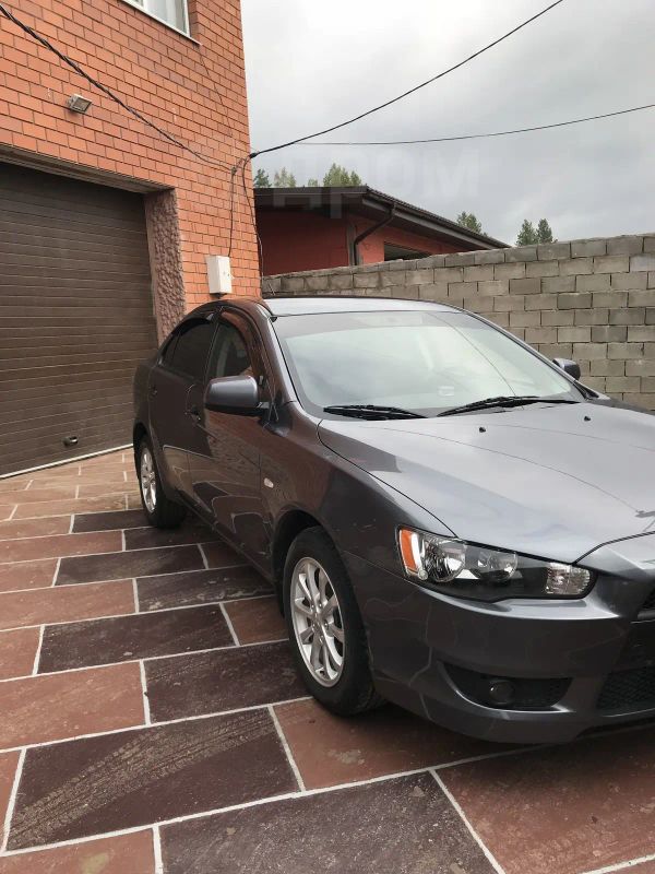  Mitsubishi Lancer 2010 , 560000 , 