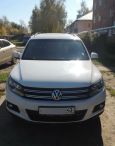 SUV   Volkswagen Tiguan 2012 , 780000 , 