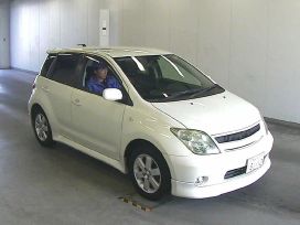  Toyota ist 2004 , 370000 , --