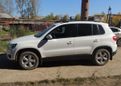 SUV   Volkswagen Tiguan 2012 , 780000 , 