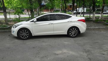  Hyundai Avante 2013 , 650000 , 
