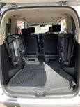    Nissan Serena 2012 , 830000 , 