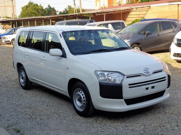  Toyota Probox 2016 , 748000 , 