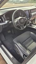 SUV   Volvo XC60 2018 , 2350000 , -