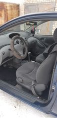  3  Toyota Yaris 2001 , 220000 , 