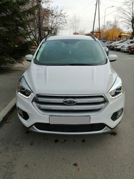 SUV   Ford Escape 2017 , 1220000 , 