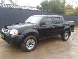  Nissan NP300 2012 , 825000 , -