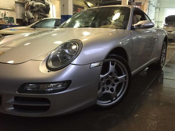  Porsche 911 2005 , 900000 , 