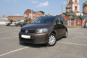    Volkswagen Touran 2012 , 685000 , 