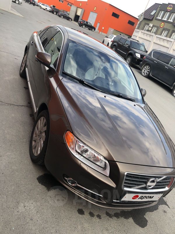  Volvo S80 2012 , 900000 , 