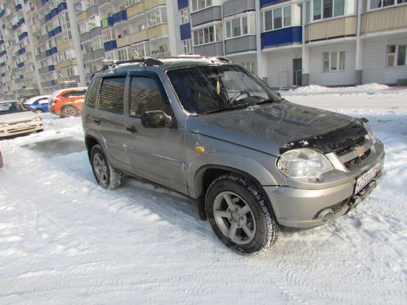 SUV   Chevrolet Niva 2010 , 275000 , 