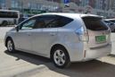    Toyota Prius Alpha 2012 , 950000 , 