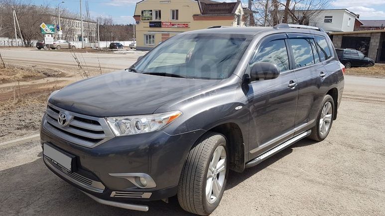 SUV   Toyota Highlander 2013 , 1350000 , 