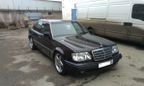  Mercedes-Benz E-Class 1993 , 950000 , 