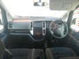    Nissan Serena 2008 , 700000 , 