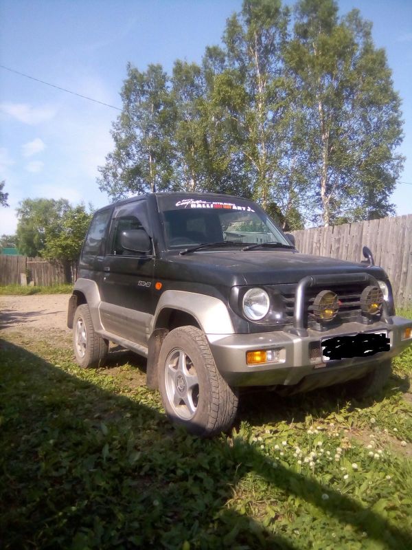  3  Mitsubishi Pajero Junior 1996 , 187000 , 