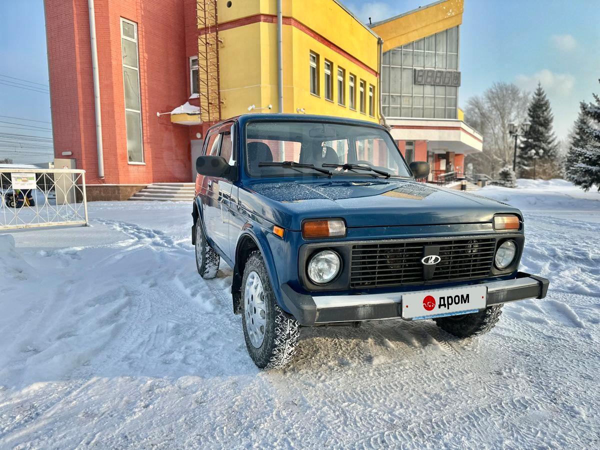 Купить ВАЗ Нива 2121 14г. в Новосибирске, Кузов в отличнейшем состоянии как  на фото, полный привод, МКПП, 1.7 литра, б/у, цвет синий