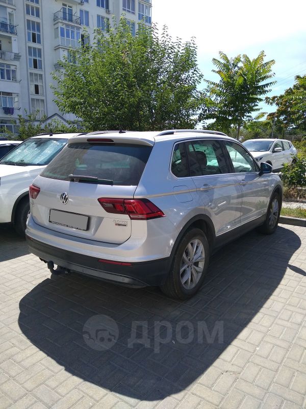 SUV   Volkswagen Tiguan 2018 , 1850000 , 